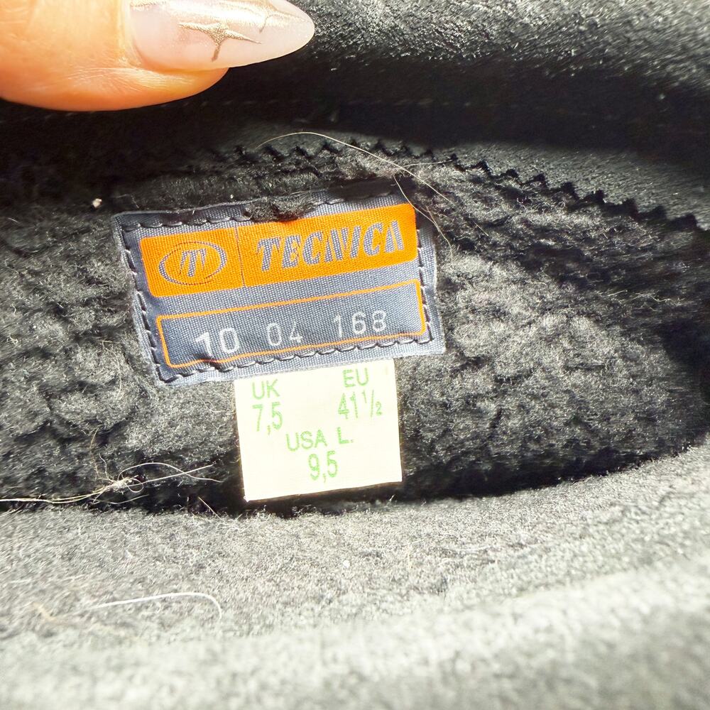 Vintage Tecnica Black Fur Yeti Boots Women' Size 9.5 EUC Pull On Made in Italy - Picture 8 of 10